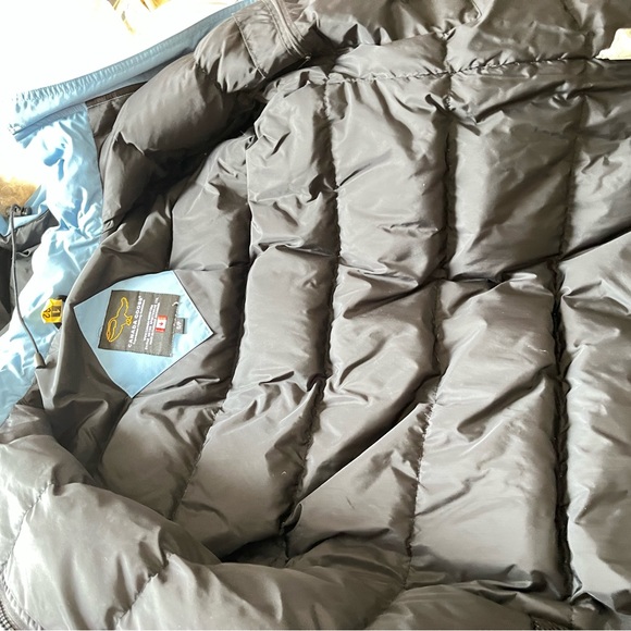 Canada Goose - Picture 5 of 6